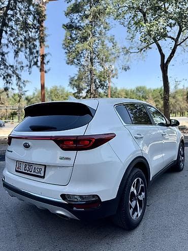 Kia Sportage: 2019 г., 1.7 л, Автомат, Дизель — 3