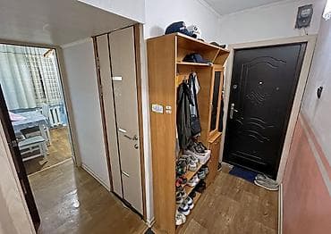 64: 3 комнаты, 57 м², 104 серия, 4 этаж, Косметический ремонт — 3