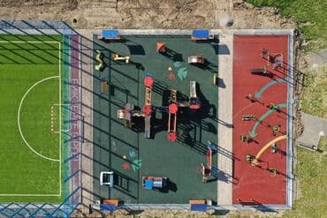 сколько стоит построить мини футбольное поле: Больше 6 лет опыта — 9