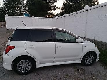 Toyota Ist: 2003 г., 1.5 л, Автомат, Бензин, Хэтчбэк
