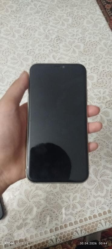 nokia 1208: IPhone 11, Б/у, 64 ГБ, Белый, 82 % — 9