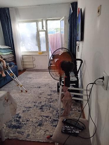 Продажа квартир: 1 комната, 35 м², 2 этаж, Требуется ремонт — 2
