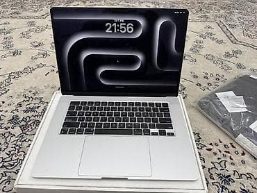 Apple MacBook Air 15", цвет Silver Ключевые характеристики: - Чип