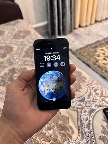 айфон 4s телефон: IPhone 8, Б/у, Черный — 3