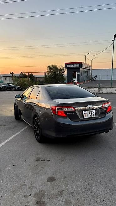 Продажа авто: Toyota Camry: 2012 г., 2.5 л, Автомат, Бензин, Седан — 3