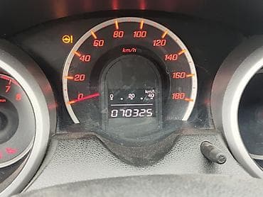 bmw 2 5: Honda Jazz: 2009 г., 1.4 л, Автомат, Бензин, Хэтчбэк — 5