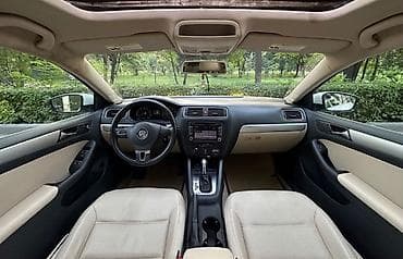диспы: Volkswagen Jetta: 2013 г., 2.5 л, Автомат, Бензин, Седан — 2