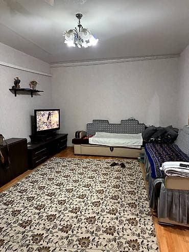 Кыймылсыз мүлк: 📌 Барак үй сатылат ♦️Район: Кудайберген ♦️Аянты: 80м2 ♦️Участок: 2 — 3