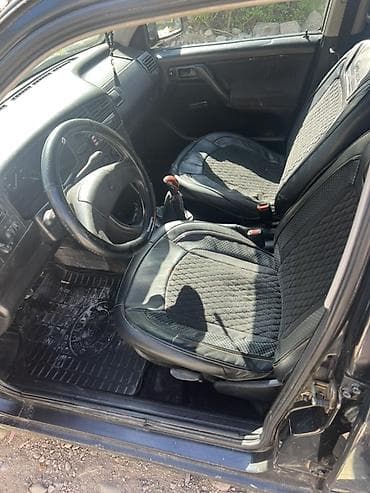 r17 225 65: Volkswagen Golf: 1993 г., Ручные, Бензин, Хэтчбэк — 6