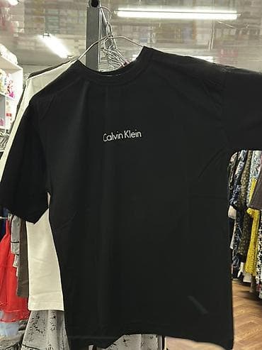 роналду футболка: Футболки базовые с минималистичными принтами/логотипами. - Крой — 4