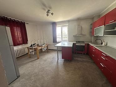 Недвижимость: Сдается 2-х этажный дом 🏠 Адрес с Орто-Сай по советской вверх на — 7