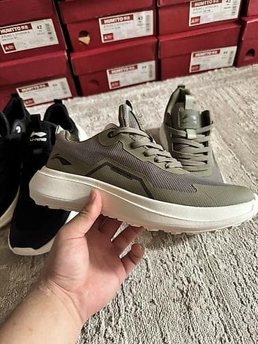 беговые шорты: Кроссовки Li-Ning, повседневно-спортивные Особенности: - Легкий верх — 2