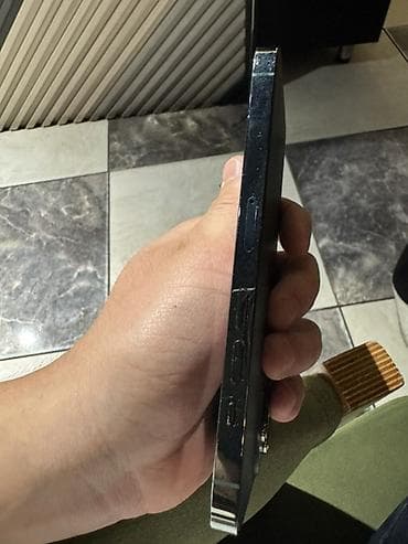 macbook pro i9: IPhone 13 Pro, Зеленый — 1