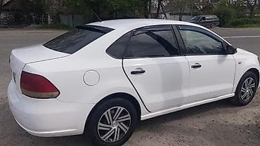 audu a6: Volkswagen Polo: 2013 г. — 2