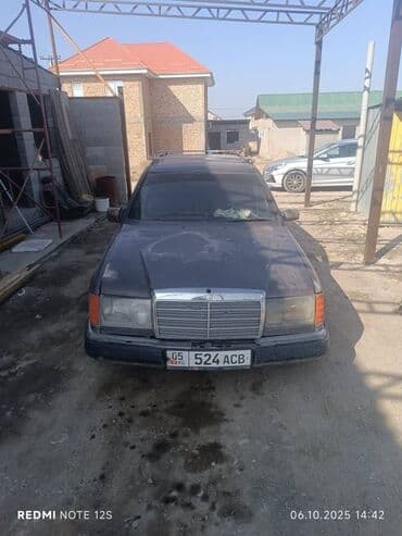 обмен машинами с доплатой: Mercedes-Benz W124: 1991 г., 2.3 л, Автомат, Дизель, Универсал — 2