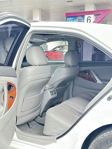 Toyota Camry: 2010 г., 2.5 л, Автомат, Бензин, Седан — 7