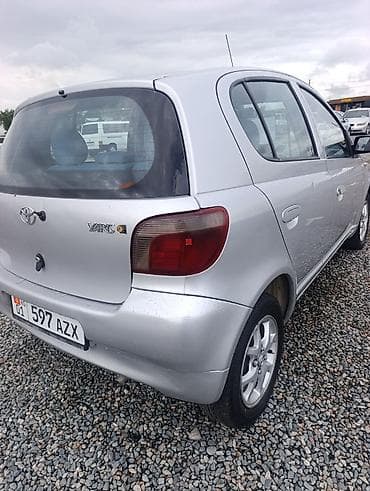 toyota yaris напрокат: Toyota Yaris: 2000 г., 1.3 л, Автомат, Бензин, Хэтчбэк — 4