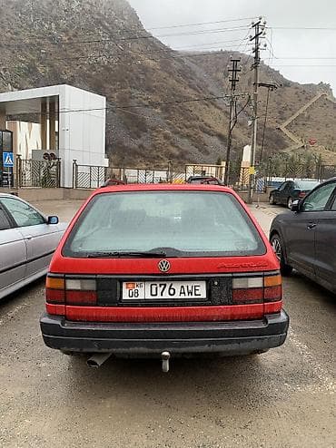 Унаа сатуу: Volkswagen Passat Variant: 1991 г., Бензин — 4