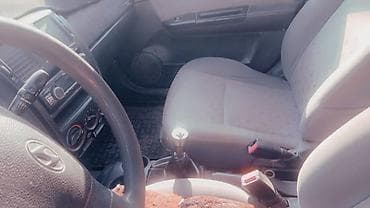 hyundai getz 1: Hyundai Getz: 2004 г., Механика, Бензин, Хэтчбэк — 5