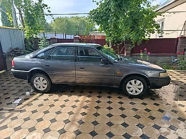 авто матор: Mazda 626: 1991 г., Бензин, Хэтчбэк — 3