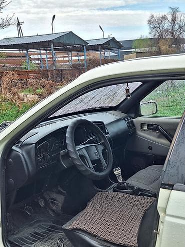 Продажа авто: Volkswagen Passat Variant: 1992 г., 1.8 л, Универсал — 5