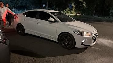 kia ev3: Hyundai Elantra: 2017 г., 1.6 л, Автомат, Бензин, Седан — 3