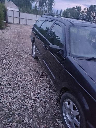 225 50 19: Volkswagen Passat: 1991 г., 1.8 л, Механика, Бензин, Универсал — 5