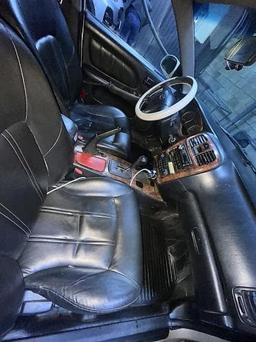 Hyundai Sonata: 2004 г., 2 л, Автомат, Газ, Седан
