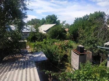 продаю дом азия мол: Дом, 51 м², 3 комнаты, Собственник, Старый ремонт — 1