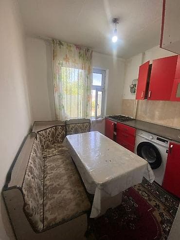 квартира 4 микрайон: 3 комнаты, 58 м², 104 серия, 2 этаж, Косметический ремонт — 4