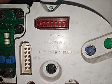 ешка 403: Щиток приборов ГАЗ 2006 г., Россия — 6