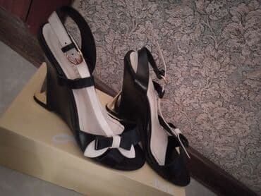 Женская обувь: Продаю туфли. 37-38 размеры, по 500 сом, новые — 6