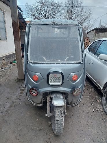 s 350: Легкий грузовик, Стандарт — 1