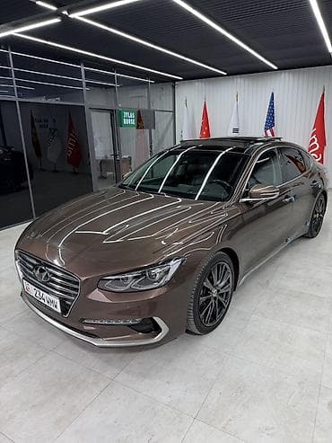 geely galaxy e5: Hyundai Grandeur: 2019 г., 2.4 л, Автомат, Бензин, Седан — 5