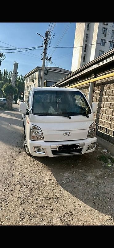 вольво грузовой: Hyundai Porter: 2023 г., Типтроник, Дизель, Универсал — 3