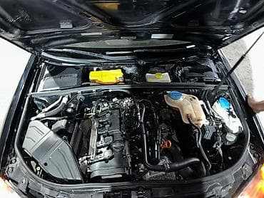 поворотник ауди: Audi A4: 2008 г., 2 л, Автомат, Бензин, Седан — 9
