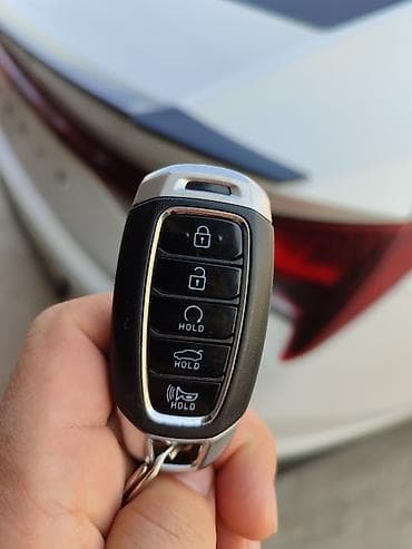 авто аксессуары: Hyundai Avante: 2020 г., 1.6 л, Автомат, Газ, Седан — 4