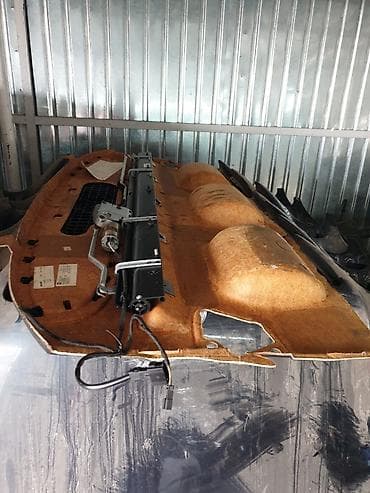 перила железные: Шторка задняя. 220 мерседес. Привазнои из Германии Аригинал — 2