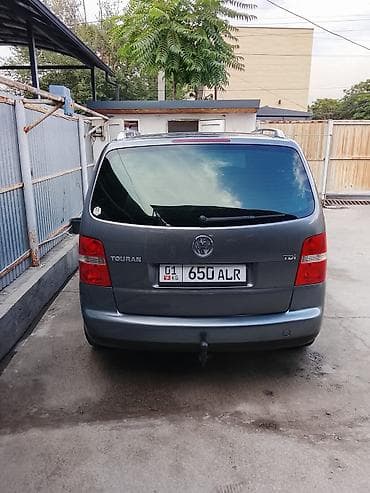 touran: Volkswagen Touran: 2005 г., 1.9 л, Робот, Дизель, Минивэн — 10