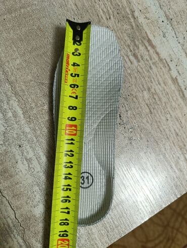 детская обувь широкая: Детские кроссовки розового цвета с контрастными черными вставками — 9