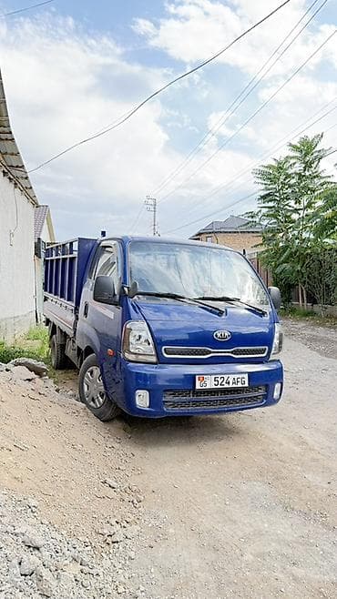 byd plus: Kia Bongo (портера) синего цвета — компактный бортовой грузовик с — 1