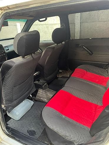 Унаа сатуу: Volkswagen Passat Variant: 1989 г., 1.8 л, Кол менен иштөөчү, Бензин, Универсал — 5