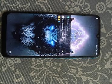 redmi note 17 plus: Смартфон с большим безрамочным дисплеем с каплевидным вырезом, тыльным — 2