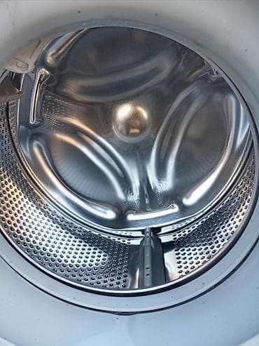 jack e4: Стиральная машина Zanussi (серия ZQ – Zanussi Quality), фронтальная — 3