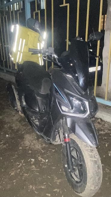 Тип скутера 150 куб. см, Бензин, Б/у