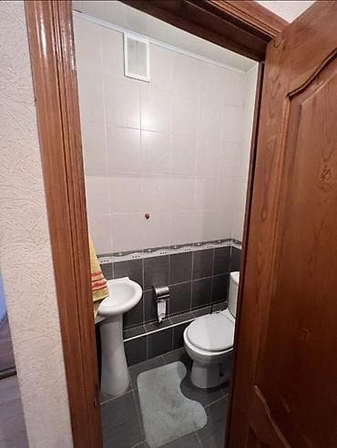 rent flat: 3 комнаты, 62 м², 105 серия, 3 этаж, Косметический ремонт — 1