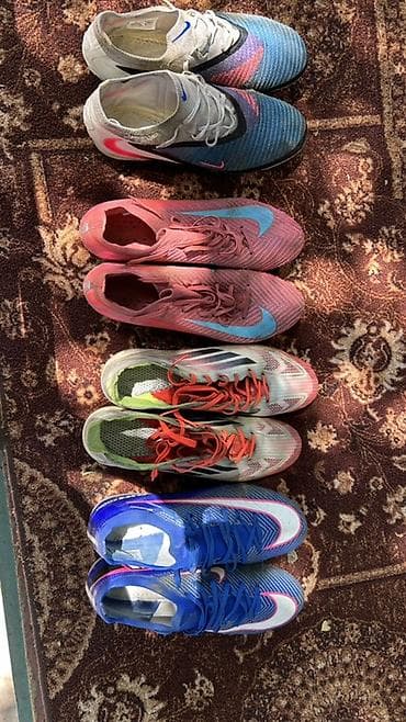 Жеке буюмдар: Эркектердин кроссовкасы, 43, Nike, Колдонулган — 1