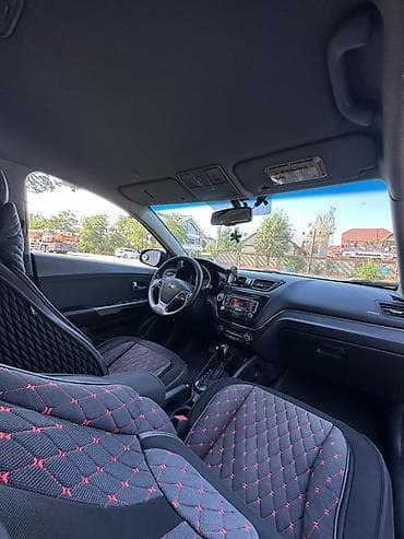 Kia Rio: 2016 г., 1.6 л, Автомат, Бензин, Хэтчбэк — 3
