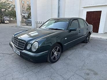 Mercedes-Benz E-Class: 1996 г., 2.3 л, Автомат, Газ, Седан