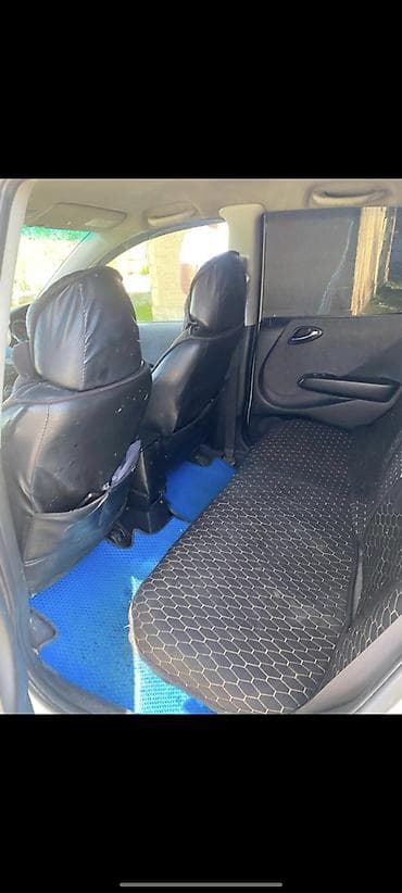 tsunami 100: Honda Fit: 2002 г., Автомат, Хэтчбэк — 8